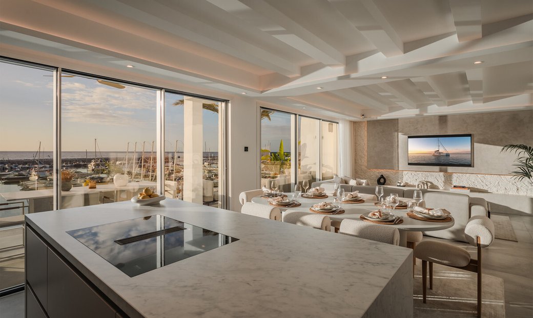 Picture Idea: Exquisite Frontline Duplex Penthouse In Puerto In Marbella Andalusia