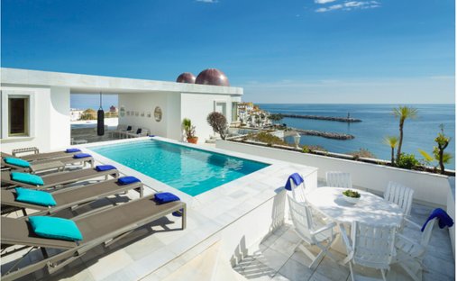 Penthouse in Marbella, Andalusia, Spain 1
