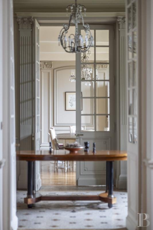Le Rêve Impérial: A Revolution-Kissed Château Over the Saône’s Silver Ribbon