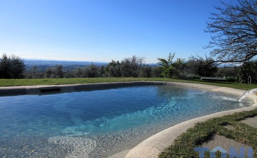 Limite, Tuscany, Italy 1
