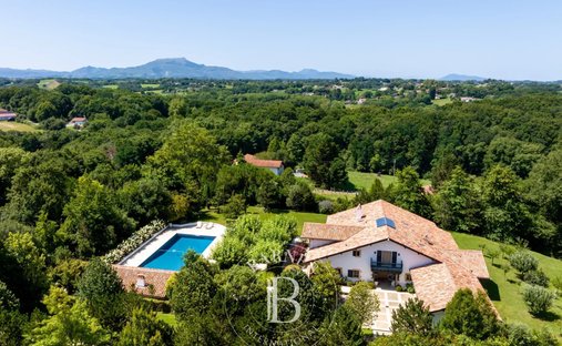 House in Arcangues, Nouvelle-Aquitaine, France 1