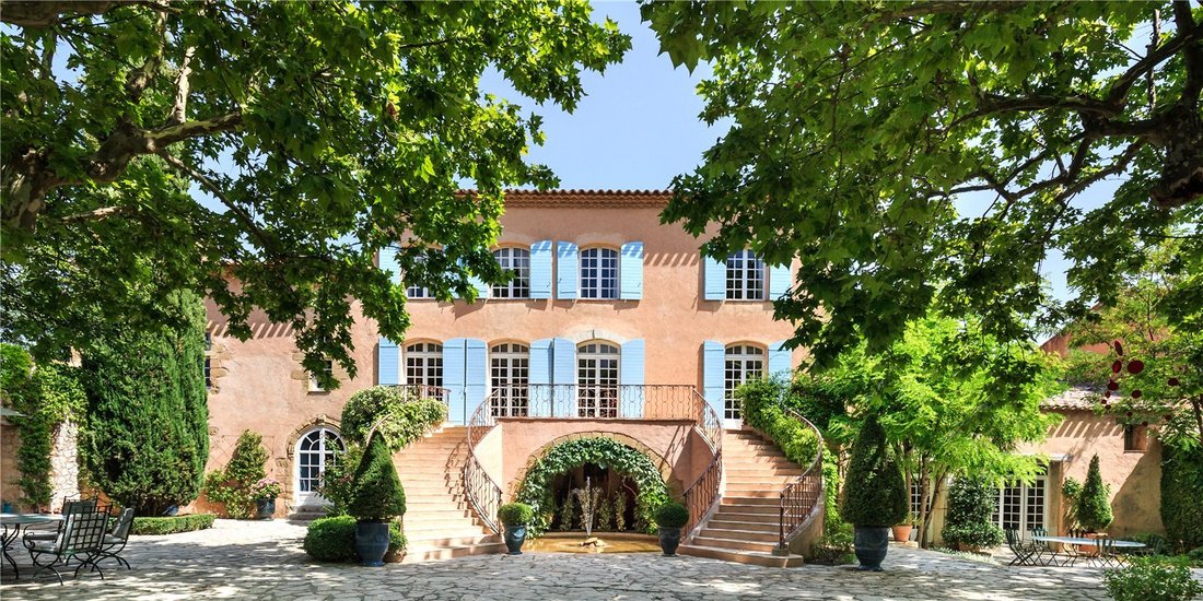 Aix-en-Provence, Provence-Alpes-Côte d'Azur, France 2 - 15030718
