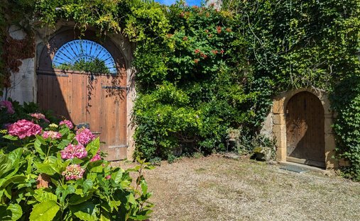 A 12th Century Chateau With Ramparts And 15 Hectares Of Grounds, Listed As A Historical