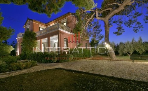 Villa à Koinotita Phournon, Kranidi, Grèce 1