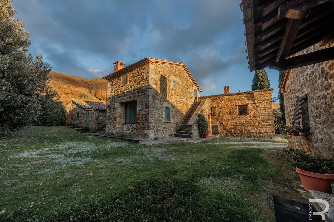 Villa in Sarteano, Tuscany, Italy 1 - 15032861