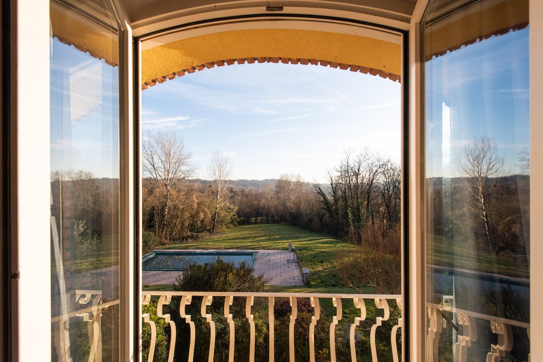 Villa in Varese, Lombardy, Italy 3 - 15032907