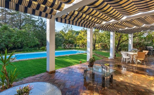 Villa in Lagoa e Carvoeiro, Algarve, Portugal 1