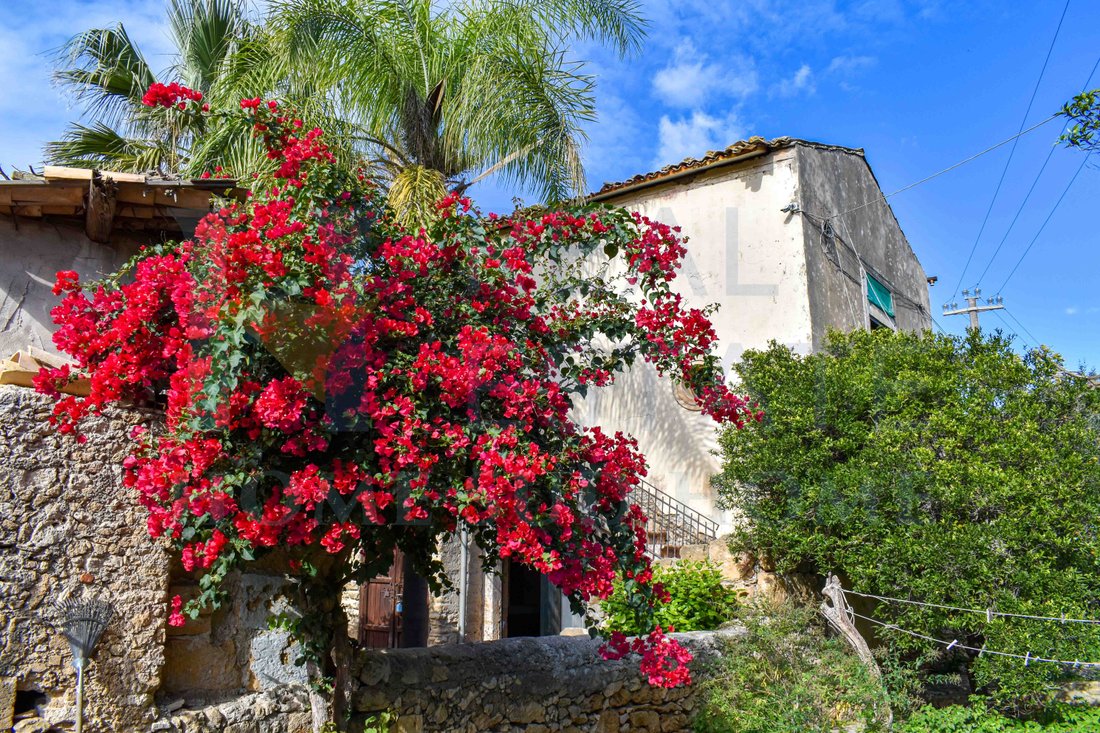 Villa in Saint Lucia, Fontane Bianche, Sicily 1 - 15035615