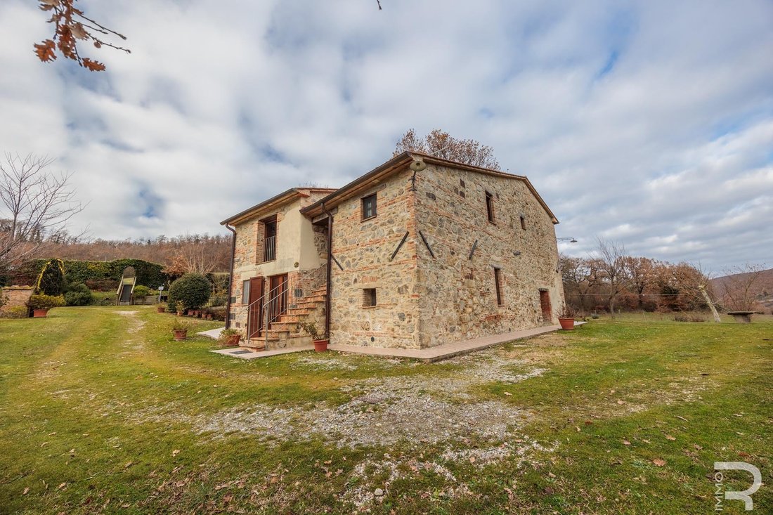 Farm Ranch in Radicofani, Tuscany, Italy 3 - 15035738