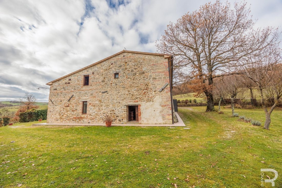 Farm Ranch in Radicofani, Tuscany, Italy 4 - 15035738