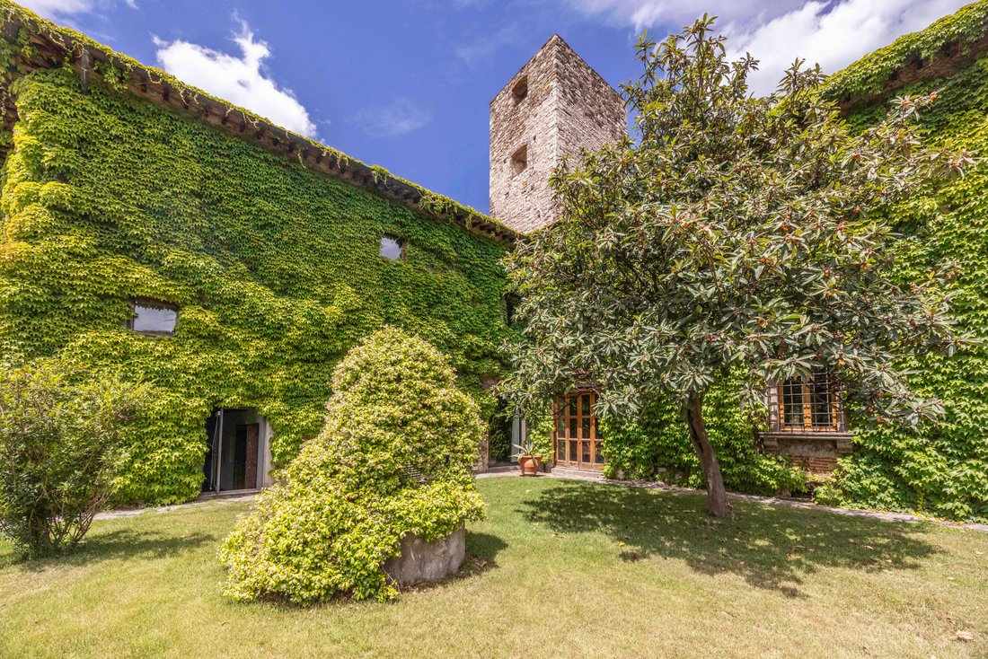 Castle in Le Case San Romolo, Bagno A Ripoli, Tuscany 1 - 15034855