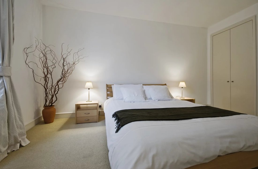 Apartment in Puteaux, Ile-de-France, France 4 - 15036246