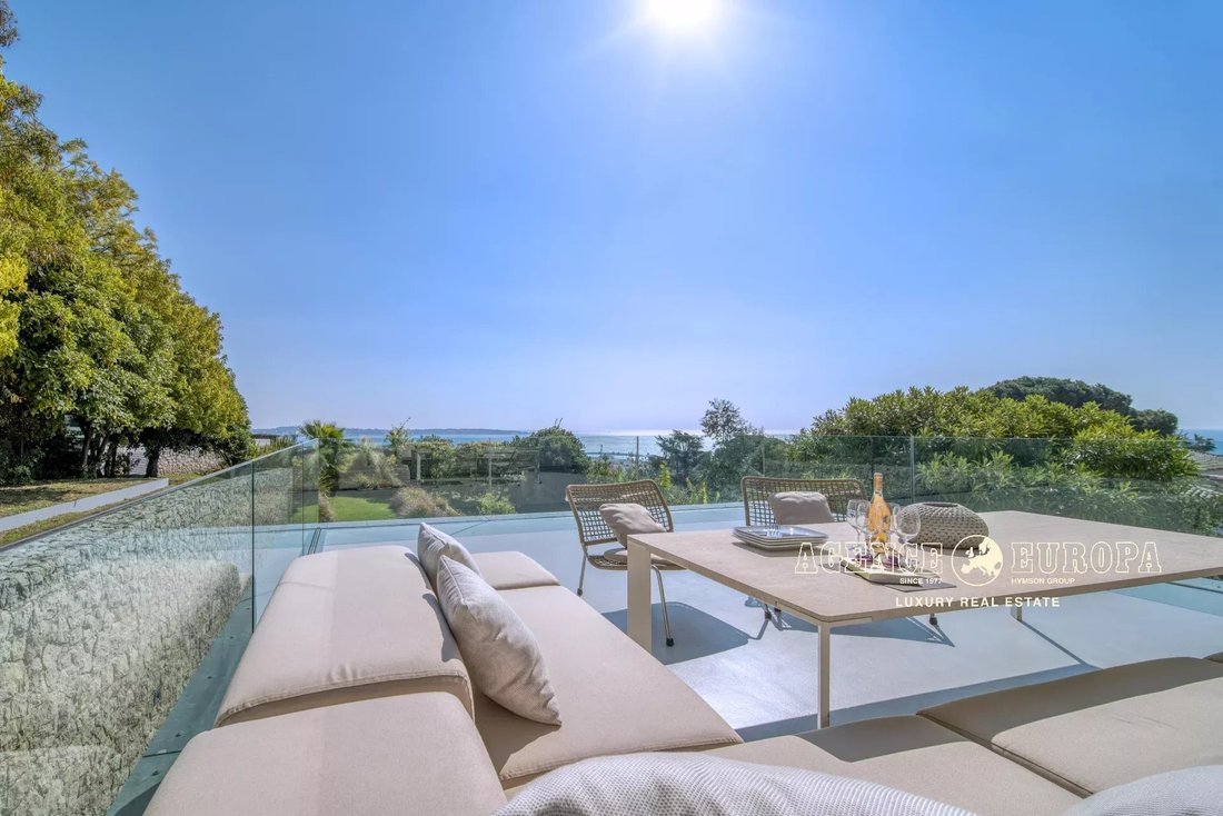 Villa in La Maure-Super Cannes, Vallauris, France 3 - 14152445