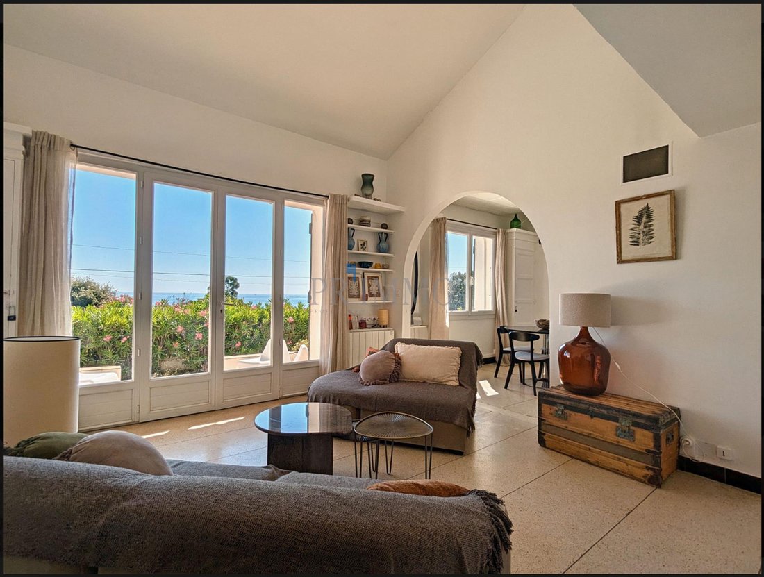 House in Nartelle-Noyer-Bellevue-bd des Sardinaux, Sainte-Maxime, France 3 - 15041691