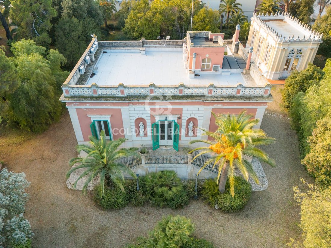 Villa en Valenzano, Apulia, Italia 1 - 15039554