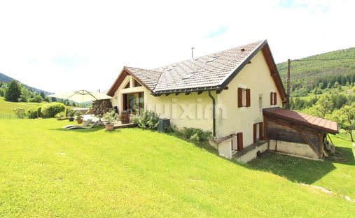 Casa en Mijoux, Auvernia-Ródano-Alpes, Francia 1