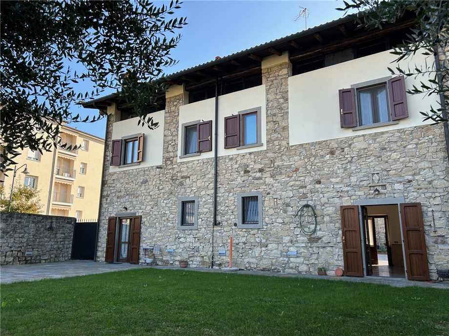 Country House in Grumello del Monte, Lombardy, Italy 1 - 15039062