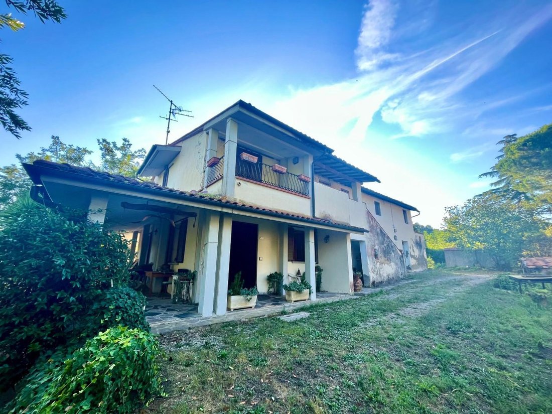 Farm Ranch in Palaia, Tuscany, Italy 3 - 15037008