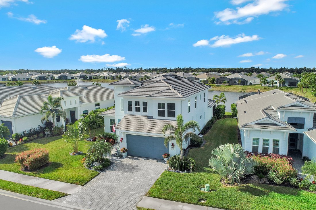 Azure At Hacienda Lakes In Naples, Florida, United States For Sale