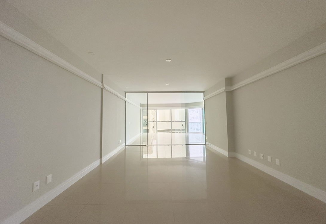Condo in Centro, State of Santa Catarina, Brazil 3 - 15040784