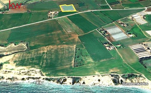 Terreno en Alaminos, Distrito de Lárnaca, Chipre 1