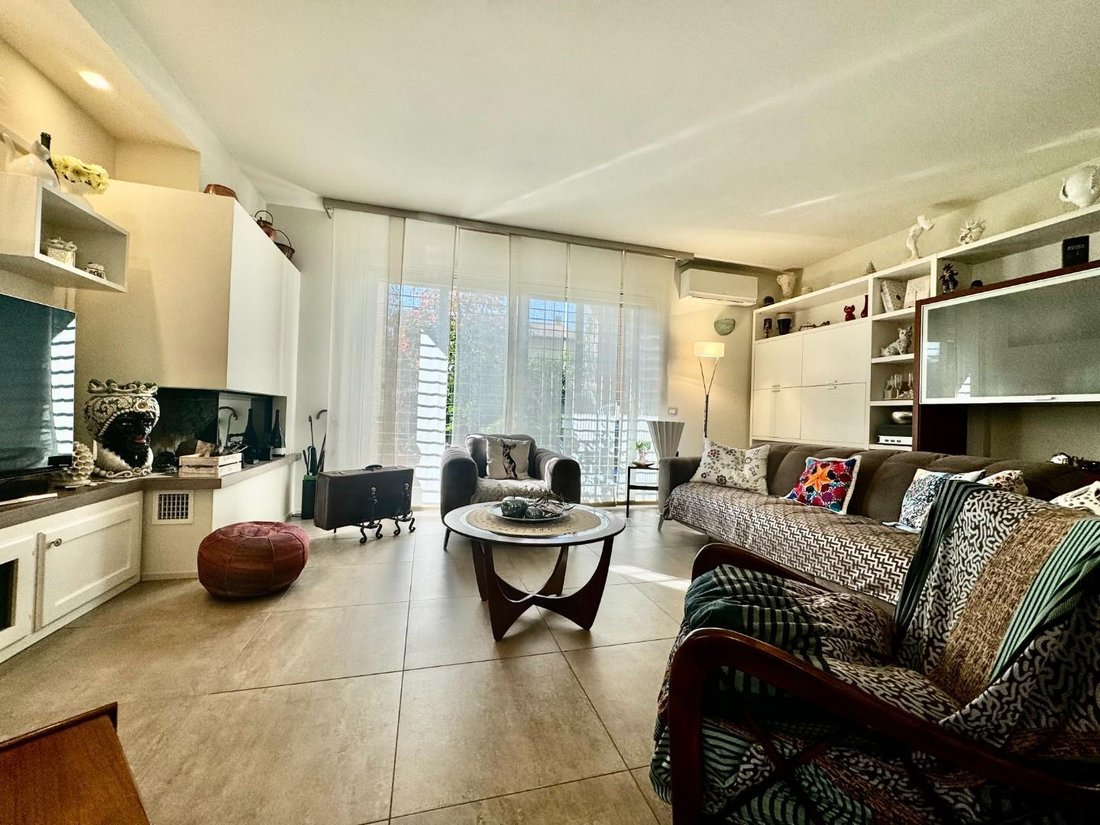 Villa a Pontedera, Toscana, Italia 3 - 15036958