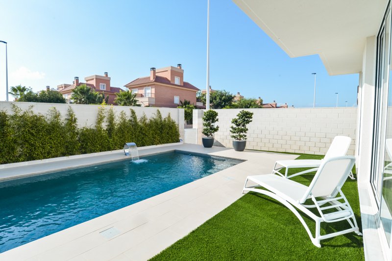 Villa in Elx / Elche, Valencian Community, Spain 1 - 12415226