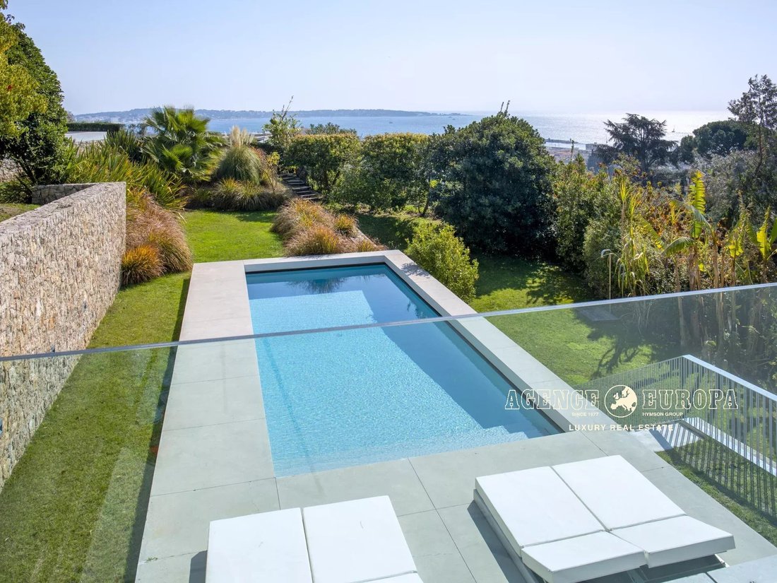 Villa in La Maure-Super Cannes, Vallauris, France 2 - 14152445