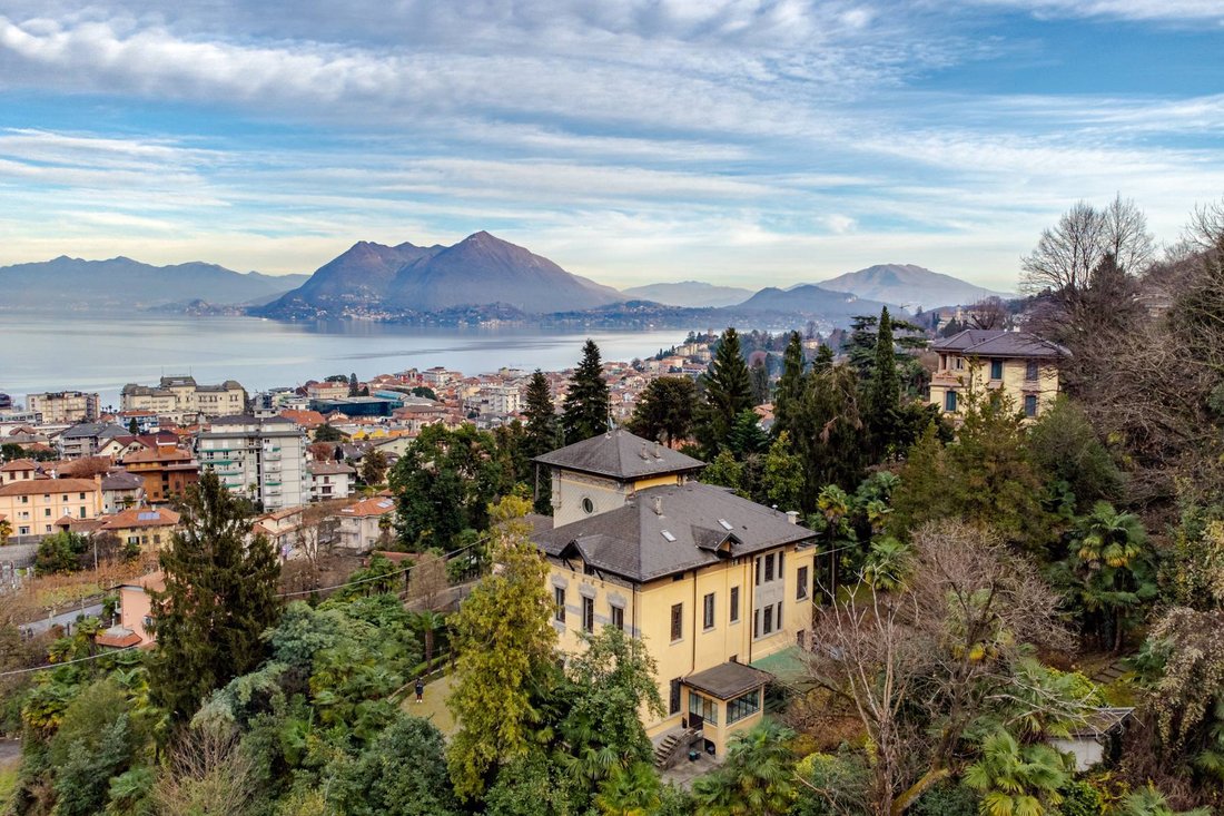 Villa in Stresa, Piedmont, Italy 3 - 15037829