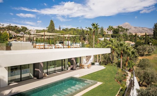 Villa in Nueva Andalucia, Marbella, Spain 1