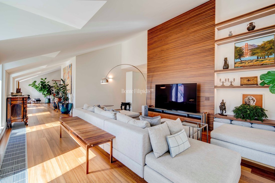 Penthouse in Santo Antonio, Lisbon, Portugal 1 - 15046438