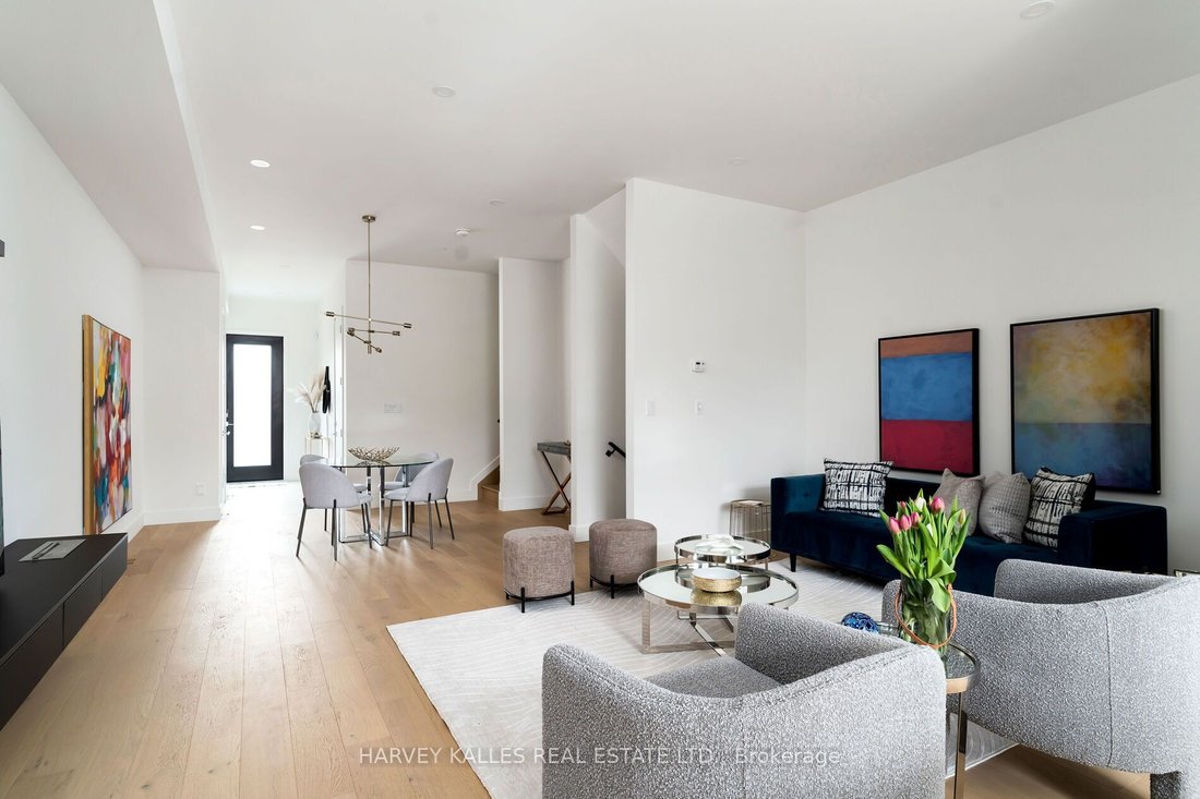 House in Toronto, Ontario, Canada 4 - 15060349