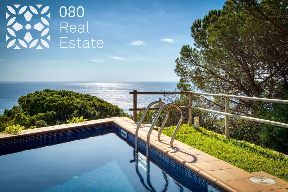 Villa in Sant Feliu de Guíxols, Catalonia, Spain 1 - 15057677