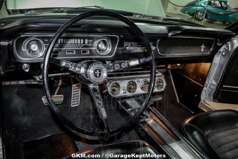 Coupe in Grand Rapids, United States 4 - 15048364