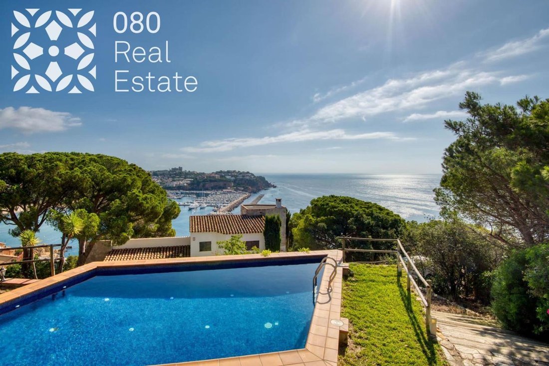 Villa in Sant Feliu de Guíxols, Catalonia, Spain 3 - 15057677