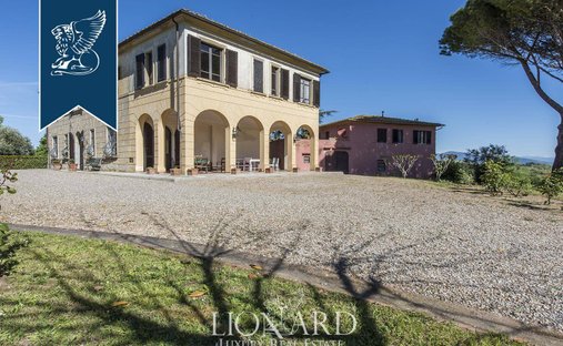 Villa a Crespina Lorenzana, Toscana, Italia 1