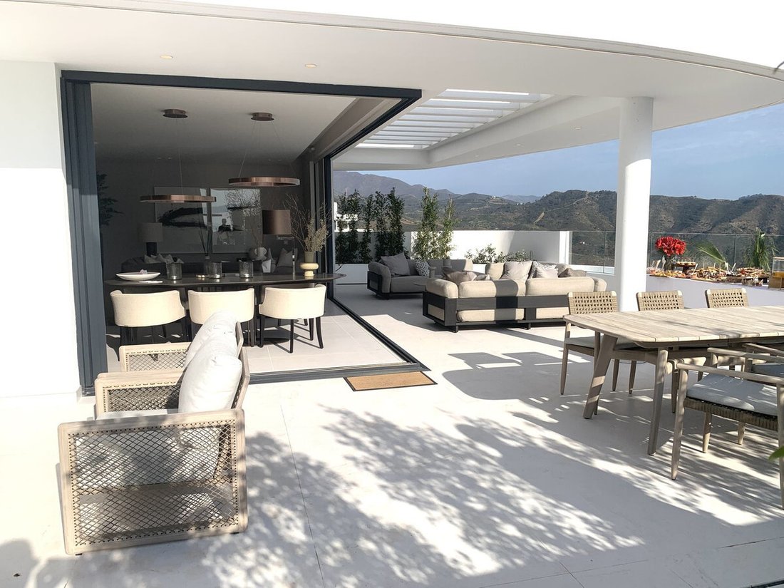 Penthouse in Marbella, Andalusia, Spain 4 - 15045533