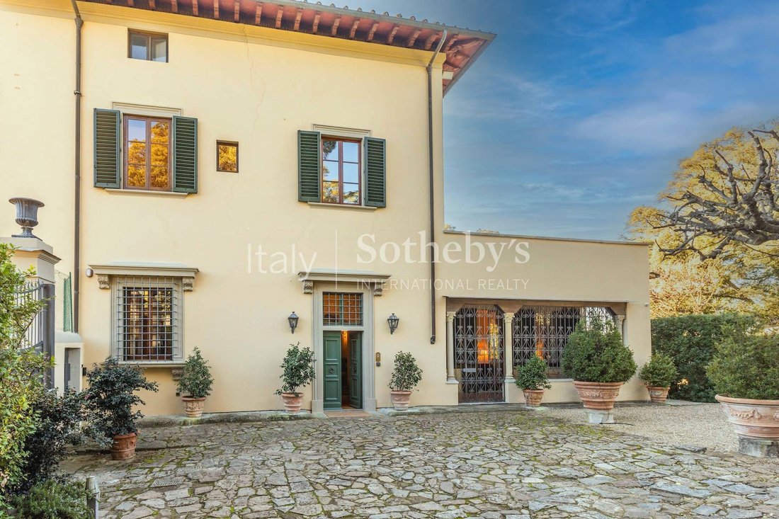 House in San Domenico, Florence, Italy 2 - 15058020