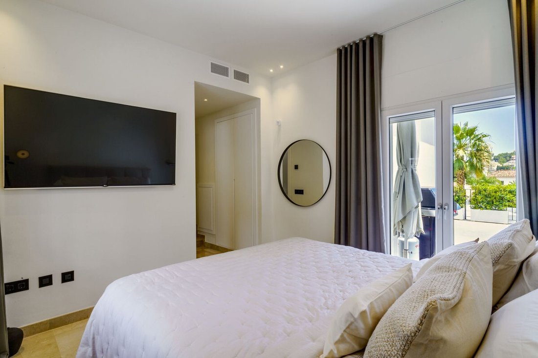 House in Puerto Banus, Marbella, Spain 4 - 15051199