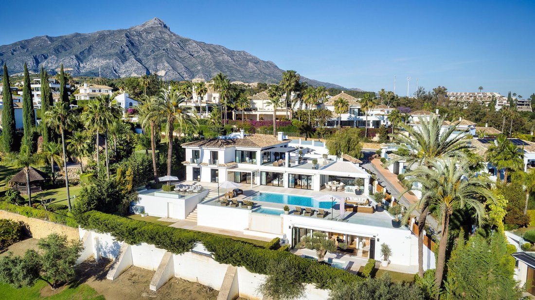 Villa in Puerto Banus, Marbella, Spain 2 - 15058670