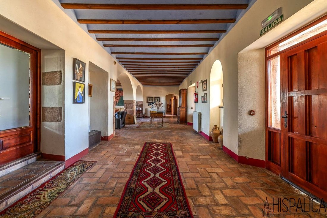 Villa in Montoro, Andalusia, Spain 2 - 15057647