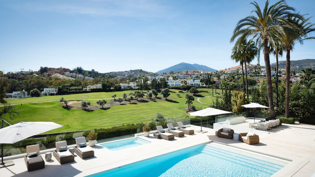 Villa in Puerto Banus, Marbella, Spain 1 - 15058670