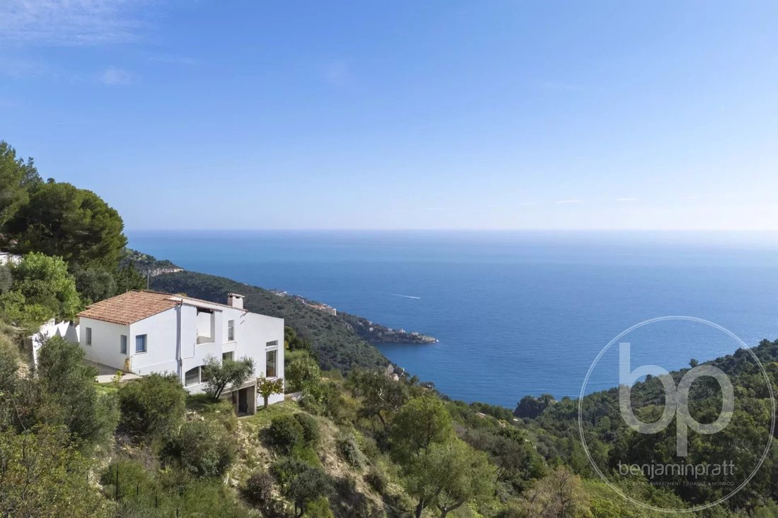 Villa in Èze, Provence-Alpes-Côte d'Azur, France 1 - 14488588