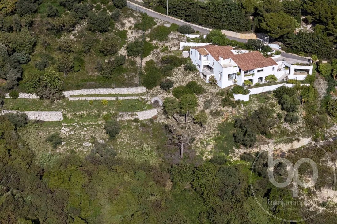 Land in Èze, Provence-Alpes-Côte d'Azur, France 2 - 14706081