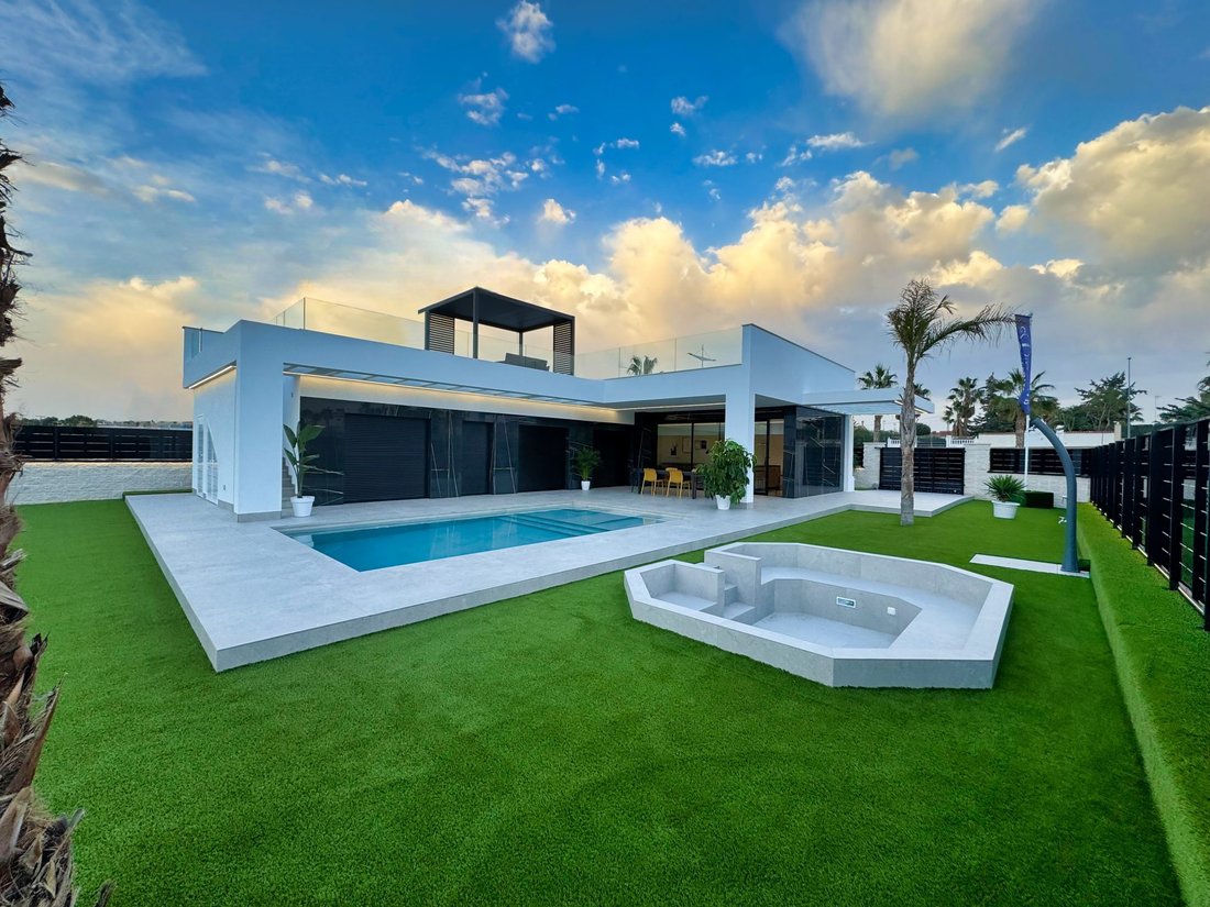 Villa in Algorfa, Valencian Community, Spain 1 - 13171933