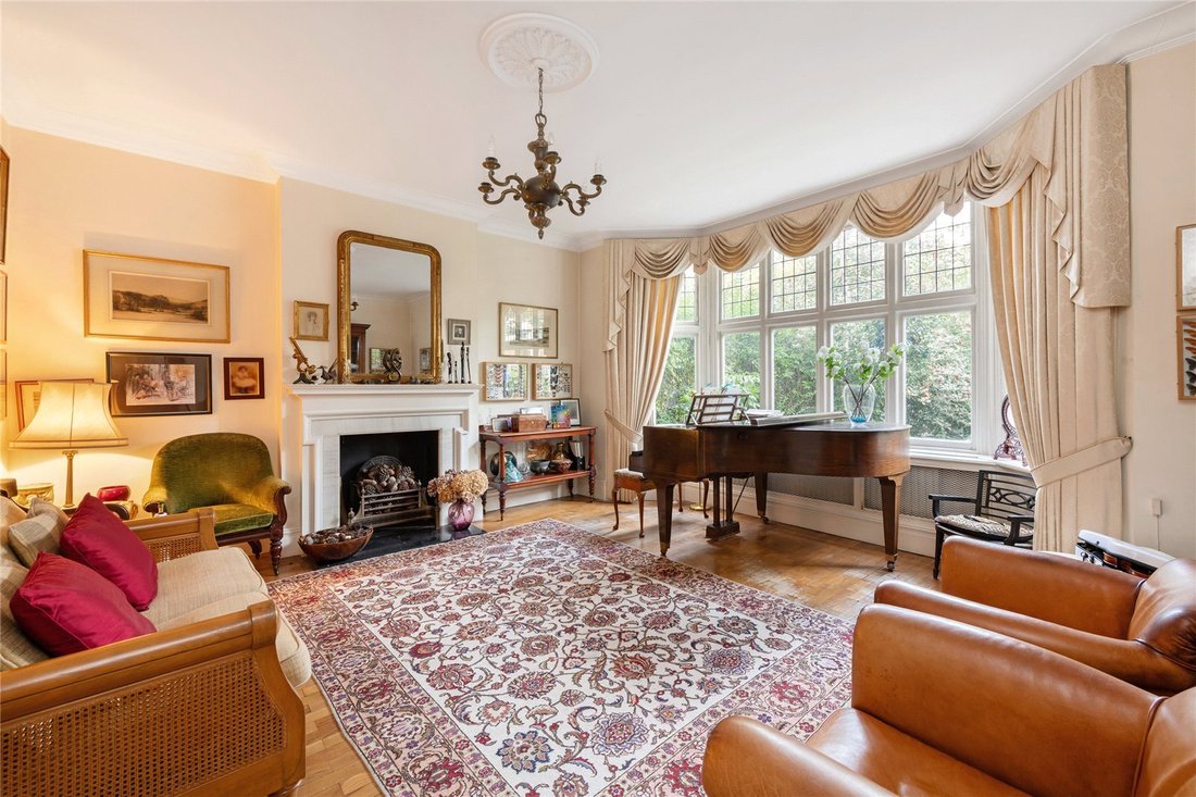 House in Hampstead, Camden, England 2 - 15059677