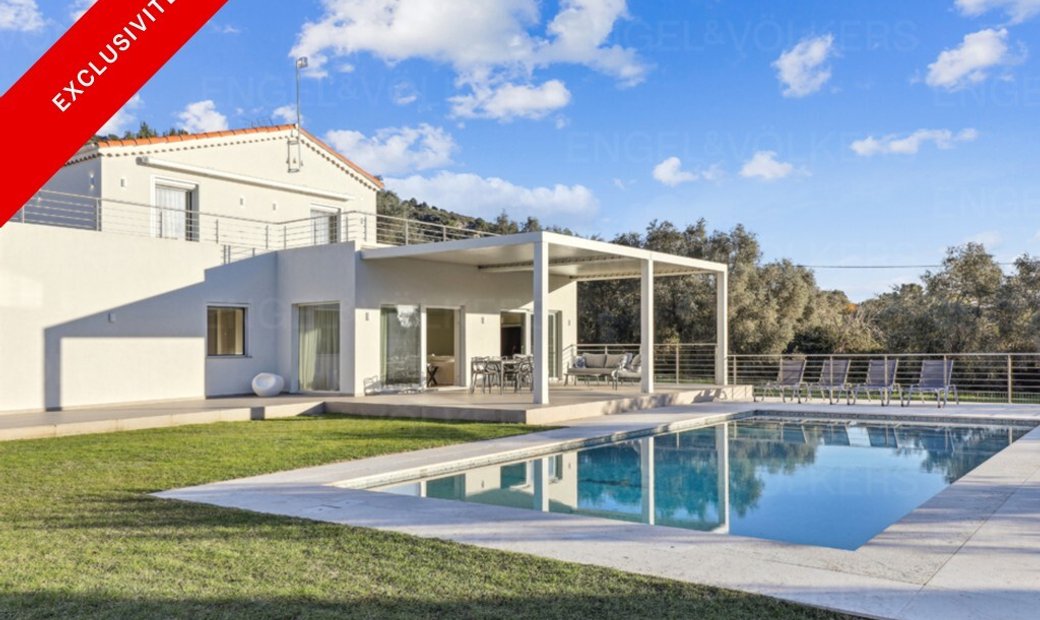 Magnificent In Villefranche Sur Mer, Provence Alpes Côte D'azur, France ...