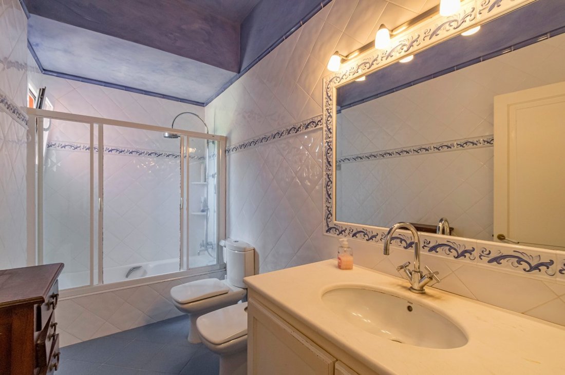 Villa in Punta Prima, Sant Lluis, Balearic Islands 4 - 12556921