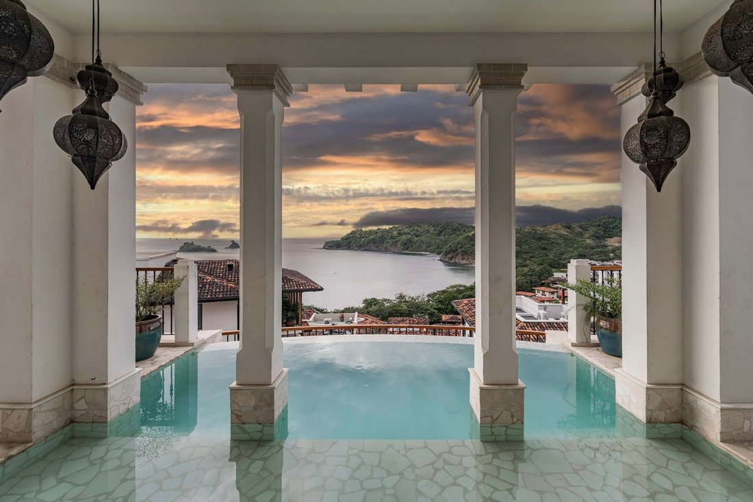 Villa in Las Catalinas, Guanacaste Province, Costa Rica 1 - 14844280