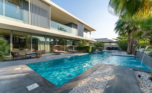 Villa in Dubai, Dubai, United Arab Emirates 1